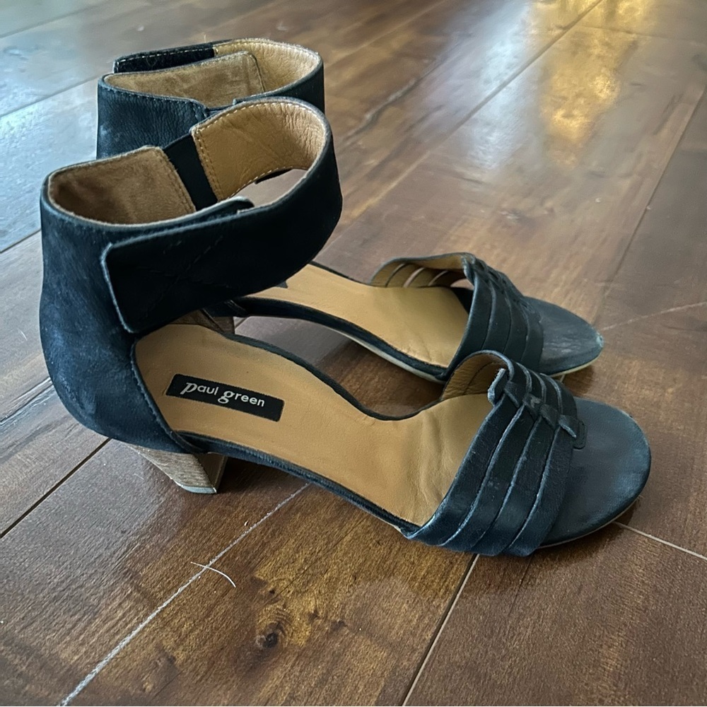 Paul Green leather wedge ankle strap sandal 6 US